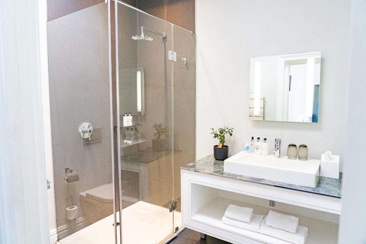 เดอะ ทรี บูติค โฮเต็ล Bed & Breakfast เคปทาวน์ ภายนอก รูปภาพ
