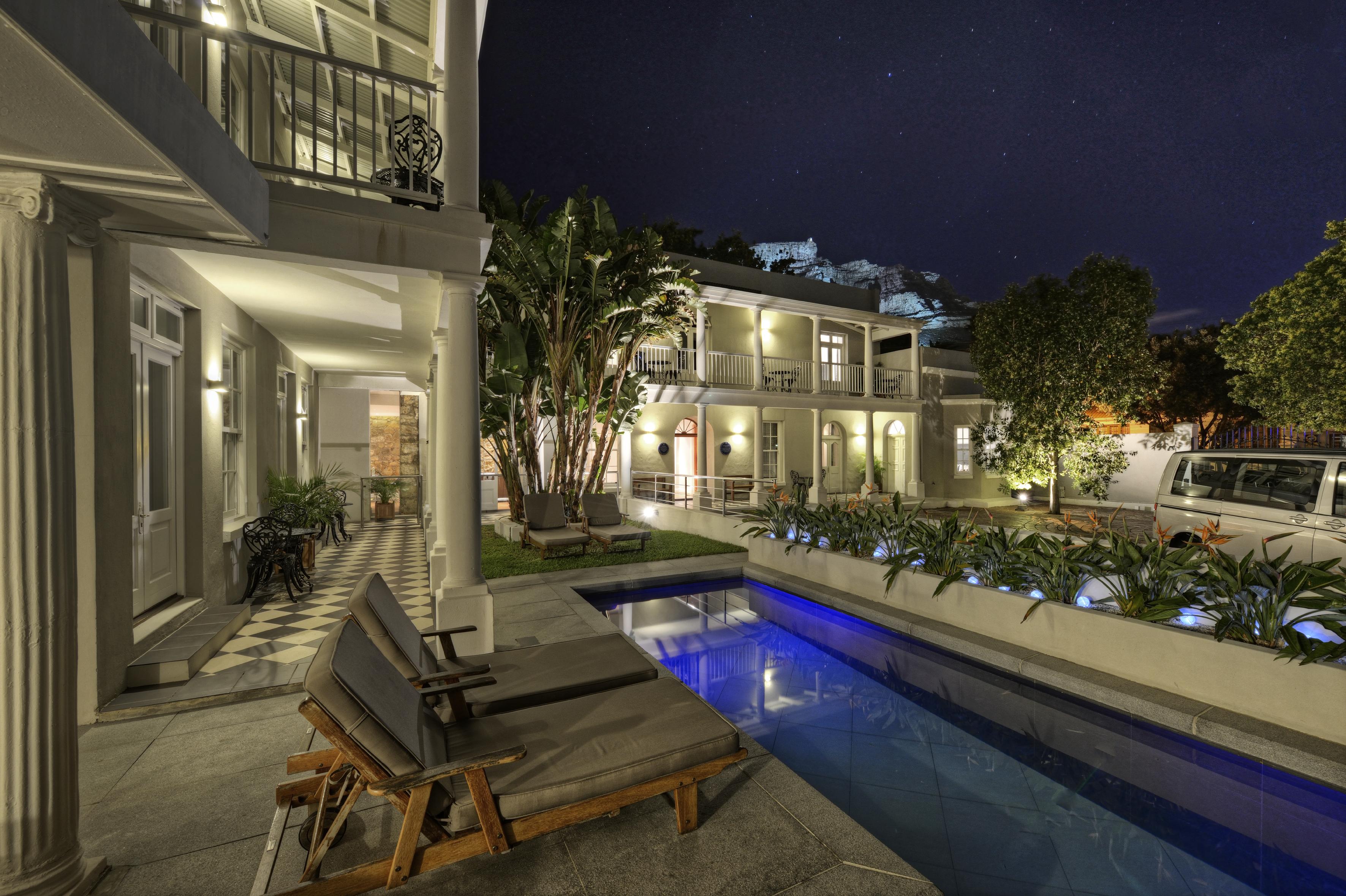 เดอะ ทรี บูติค โฮเต็ล Bed & Breakfast เคปทาวน์ ภายนอก รูปภาพ