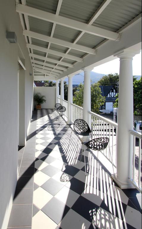 เดอะ ทรี บูติค โฮเต็ล Bed & Breakfast เคปทาวน์ ภายนอก รูปภาพ