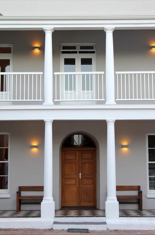 เดอะ ทรี บูติค โฮเต็ล Bed & Breakfast เคปทาวน์ ภายนอก รูปภาพ