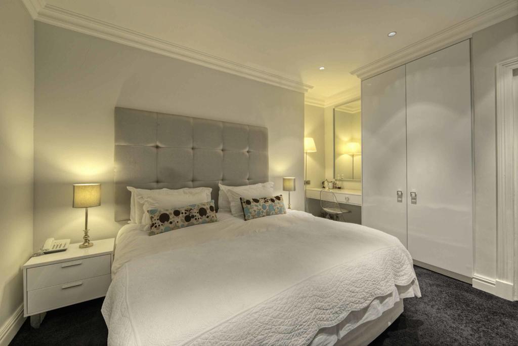 เดอะ ทรี บูติค โฮเต็ล Bed & Breakfast เคปทาวน์ ภายนอก รูปภาพ